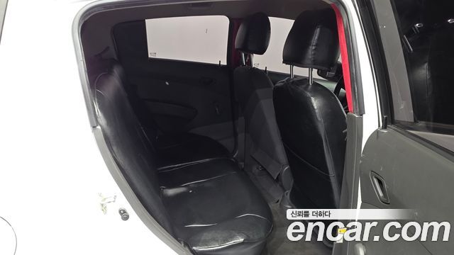 Chevrolet Spark LPG L 2014 — фото 11