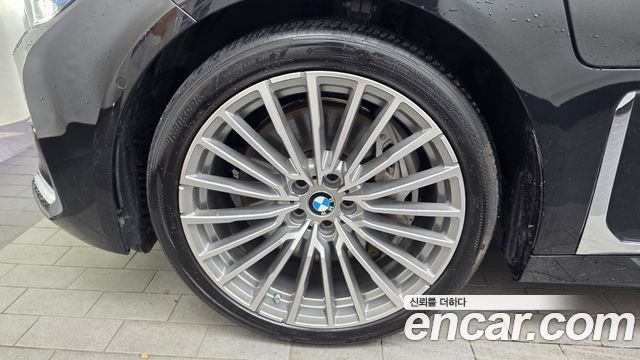BMW 7 Series (G11) 745Le iPerformance Design Pure Excellence 2020 — фото 5
