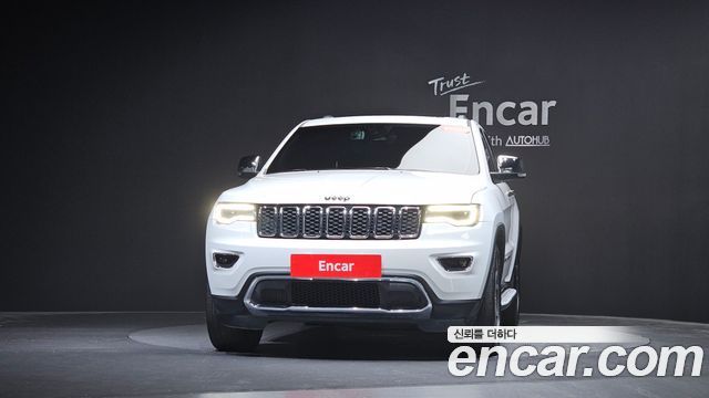 Jeep Grand Cherokee 3.6 Limited WK2 2019 — фото 3