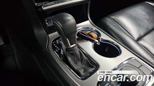 Jeep Grand Cherokee 3.6 Limited WK2 2019 — фото 9