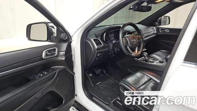 Jeep Grand Cherokee 3.6 Limited WK2 2019 — фото 10