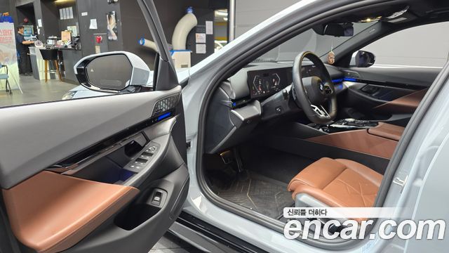 BMW 5 Series (G60) 530i xDrive M Sport 2024 — фото 10