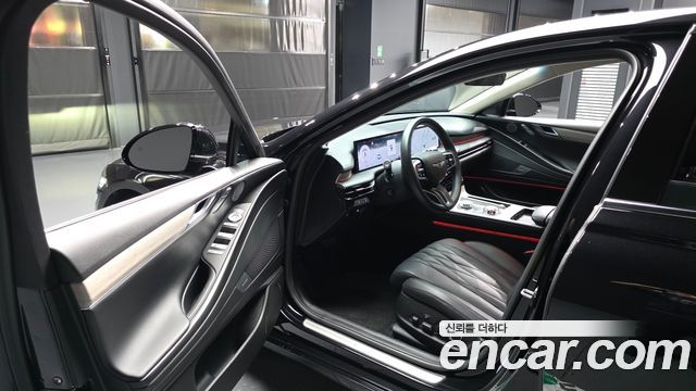 Genesis G80 (RG3) Gasoline 2.5 Turbo AWD 2025 — фото 10