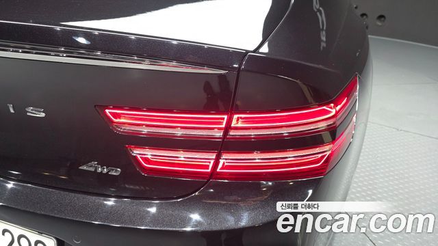 Genesis G80 (RG3) Gasoline 2.5 Turbo AWD 2025 — фото 23