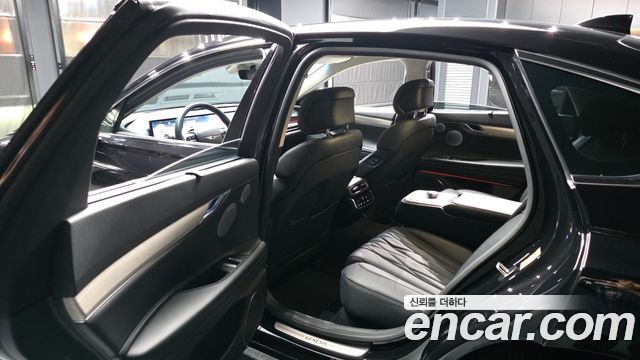 Genesis G80 (RG3) Gasoline 2.5 Turbo AWD 2025 — фото 26