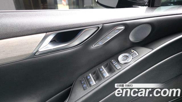 Genesis G80 (RG3) Gasoline 2.5 Turbo AWD 2025 — фото 30