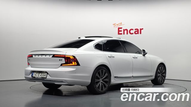 Volvo S90 B5 Inscription 2021 — фото 2