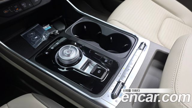 Kia Carnival (IV) Gasoline 7 Seater X Line 2026 — фото 9