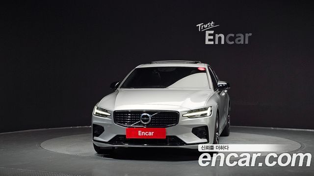 Volvo S60 (III) B5 R-Design 2022 — фото 3