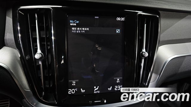 Volvo S60 (III) B5 R-Design 2022 — фото 32