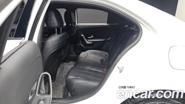Mercedes-Benz A-Class (W177) A220 Sedan 2021 — фото 11