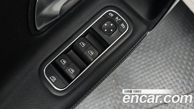 Mercedes-Benz A-Class (W177) A220 Sedan 2021 — фото 12