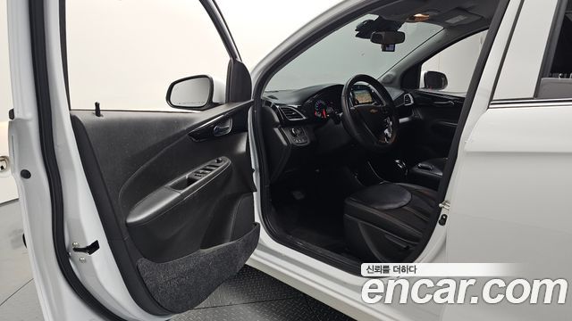 Chevrolet Spark Premier 2021 — фото 10