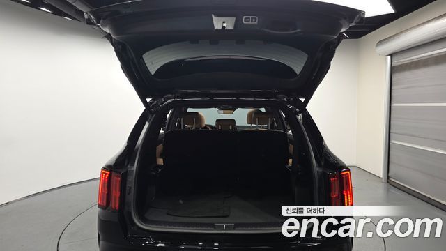 Kia Sorento (IV) Gasoline 2.5T 2WD Gravity 2023 — фото 20