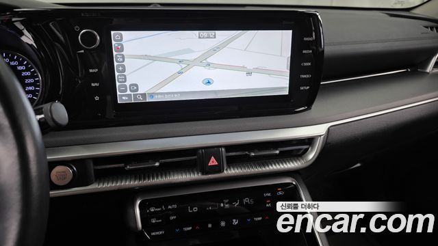 Kia K5 (III) 2.0 Prestige 2022 — фото 12