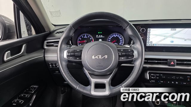 Kia K5 (III) 2.0 Prestige 2022 — фото 13