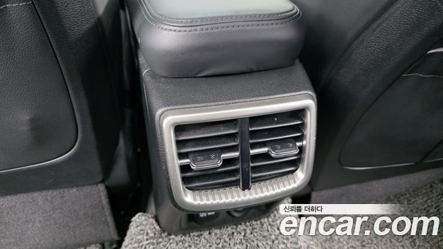 Kia K5 (III) 2.0 Prestige 2022 — фото 29