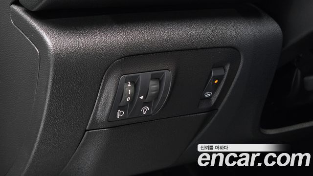 Renault Korea SM6 2.0 LPe SE (Rental car) 2020 — фото 16