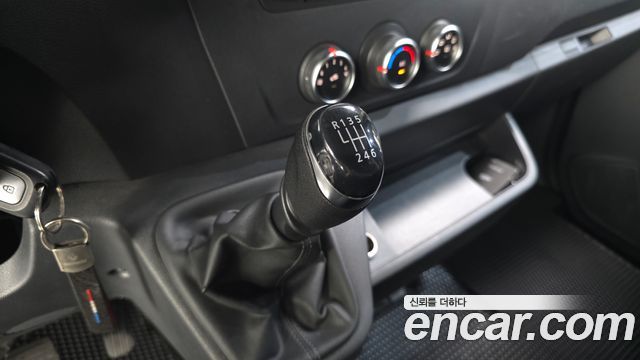 Renault Korea Master 2.3 Van L 2020 — фото 9