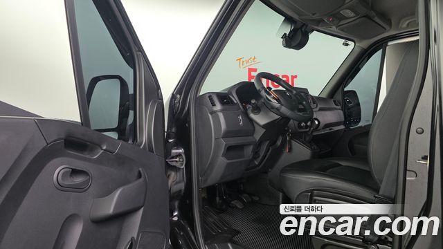 Renault Korea Master 2.3 Van L 2020 — фото 15