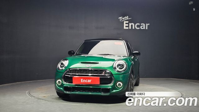 MINI Cooper S 5Door Standard 3rd 2020 — фото 3