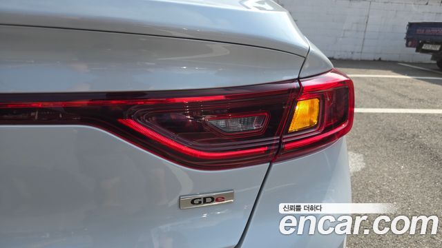 Renault Korea SM6 2.0 GDe LE 2017 — фото 23