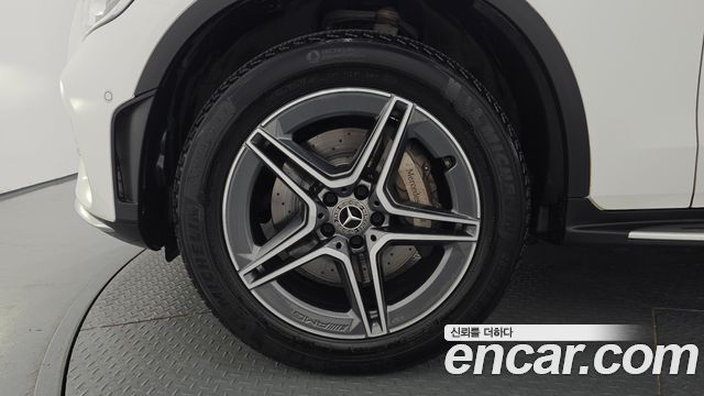Mercedes-Benz GLC-Class (X253) GLC300e 4MATIC Coupe 2021 — фото 5