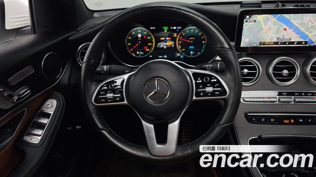 Mercedes-Benz GLC-Class (X253) GLC300e 4MATIC Coupe 2021 — фото 11