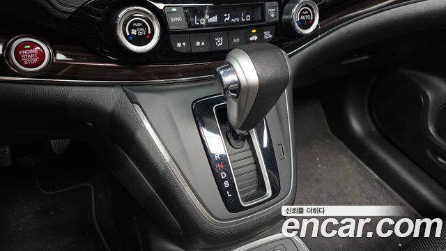 Honda CR-V 4WD Touring 4th 2016 — фото 9