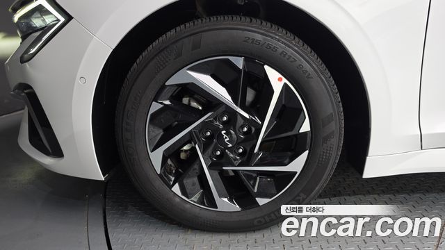 Kia K5 Hybrid (III) Noblesse 2025 — фото 5