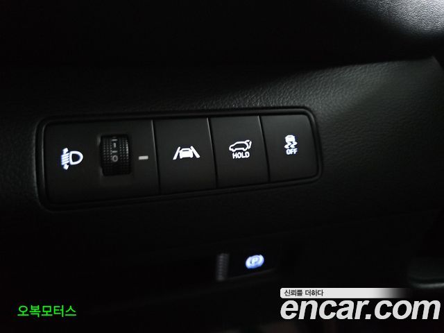 Hyundai Santa Fe Diesel 2.2 2WD Prestige 2022 — фото 17