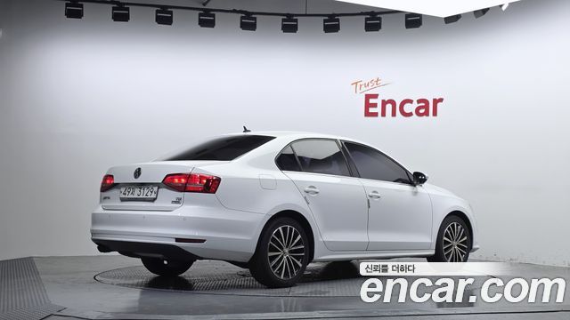 Volkswagen Jetta 2.0 TDI BlueMotion 6th 2015 — фото 2