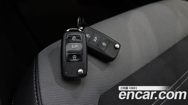 Volkswagen Jetta 2.0 TDI BlueMotion 6th 2015 — фото 18