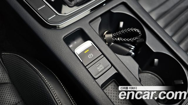 Volkswagen Passat GT (B8) 2.0 TDI Prestige 2022 — фото 30