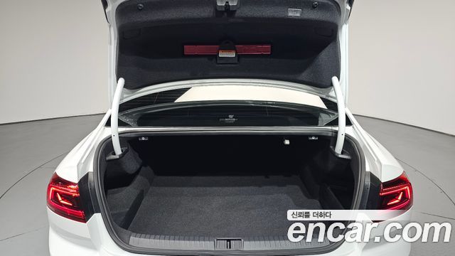 Volkswagen Passat GT (B8) 2.0 TDI Prestige 2022 — фото 35