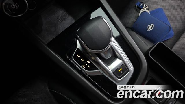 Renault Korea XM3 1.6 E-TECH Inspire e-shifter 2023 — фото 9