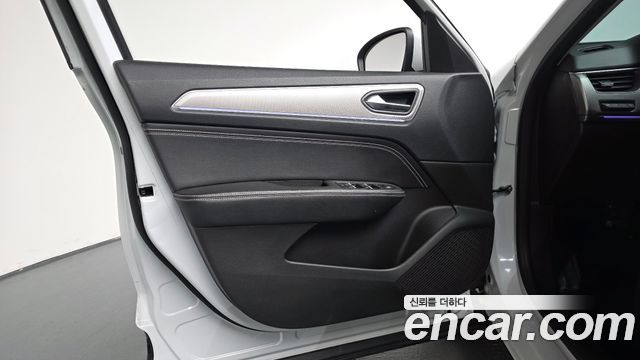Renault Korea XM3 1.6 E-TECH Inspire e-shifter 2023 — фото 24