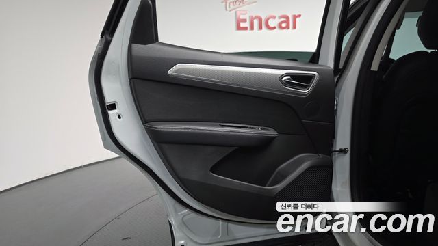 Renault Korea XM3 1.6 E-TECH Inspire e-shifter 2023 — фото 25