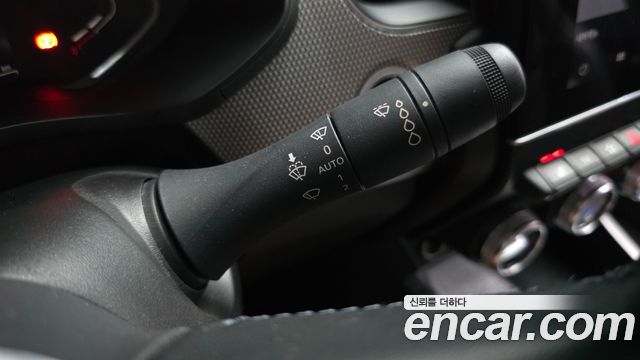 Renault Korea XM3 1.6 E-TECH Inspire e-shifter 2023 — фото 28