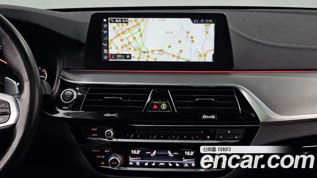 BMW 5 Series (G30) 520d xDrive M Sport Package Plus 2018 — фото 18