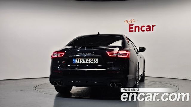 Maserati Ghibli 3.0 GranSport 3rd 2020 — фото 4