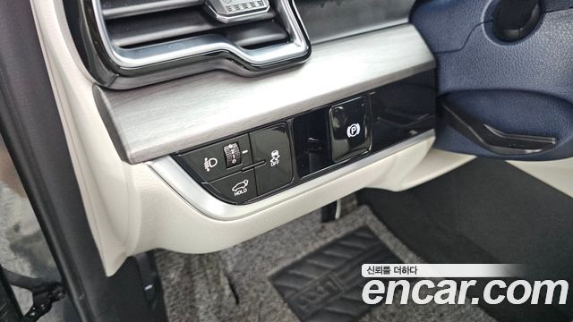 Kia Sportage (V) LPG 2.0 2WD Signature Gravity 2023 — фото 20