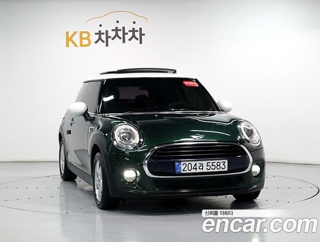 MINI Cooper D Mid 3rd 2017 — фото 2