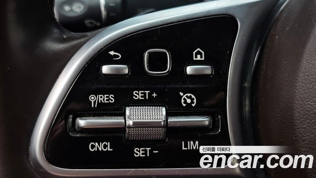 Mercedes-Benz E-Class (W213) E220d 4MATIC Exclusive 2019 — фото 21