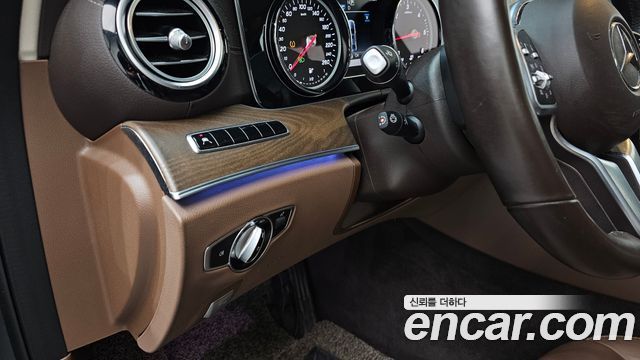 Mercedes-Benz E-Class (W213) E220d 4MATIC Exclusive 2019 — фото 23