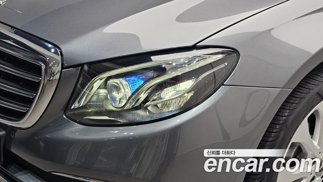 Mercedes-Benz E-Class (W213) E220d 4MATIC Exclusive 2019 — фото 28