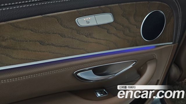 Mercedes-Benz E-Class (W213) E220d 4MATIC Exclusive 2019 — фото 34