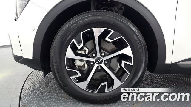 Kia Sportage Hybrid (V) Signature Gravity 4WD 2022 — фото 5