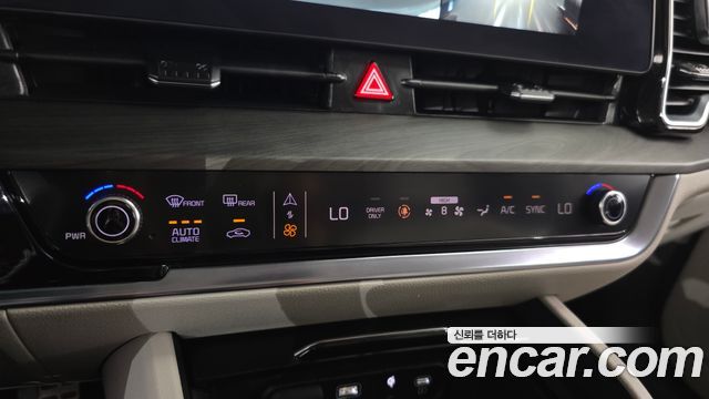 Kia Sportage Hybrid (V) Signature Gravity 4WD 2022 — фото 16