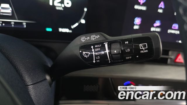 Kia Sportage Hybrid (V) Signature Gravity 4WD 2022 — фото 18